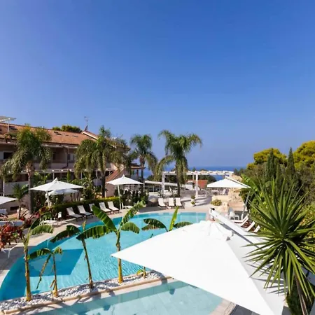 For Couples In With Pool Appartamento *